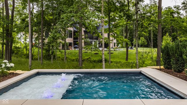 4435 Strathmore Lane, Zionsville, IN 46077