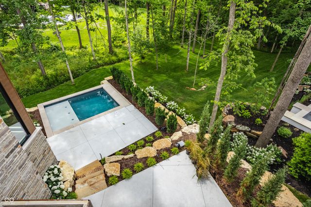 4435 Strathmore Lane, Zionsville, IN 46077