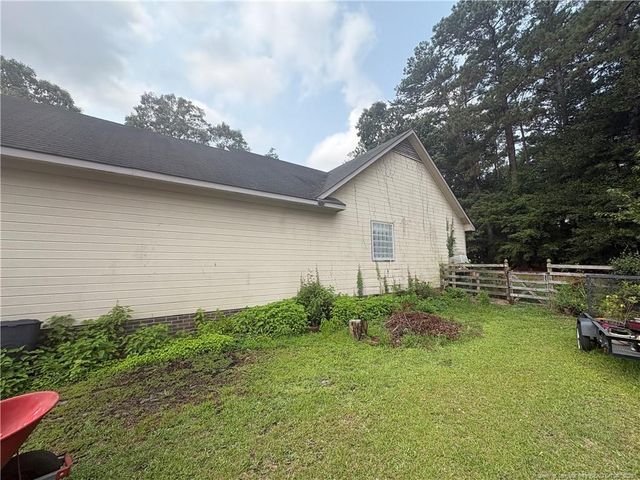 145 Cornwallis Court, Raeford, NC 28376