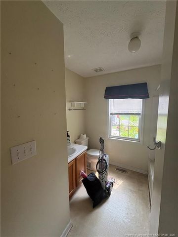 145 Cornwallis Court, Raeford, NC 28376