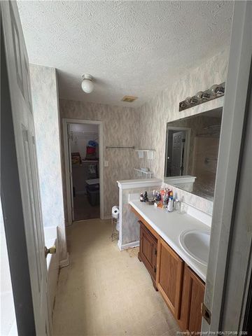 145 Cornwallis Court, Raeford, NC 28376