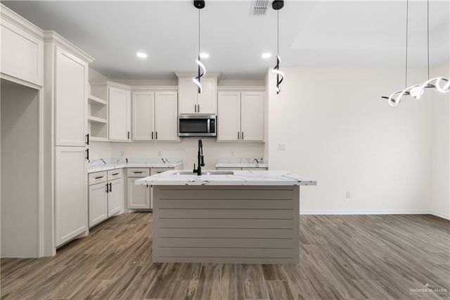 18054 Spruce Street, Combes, TX 78552