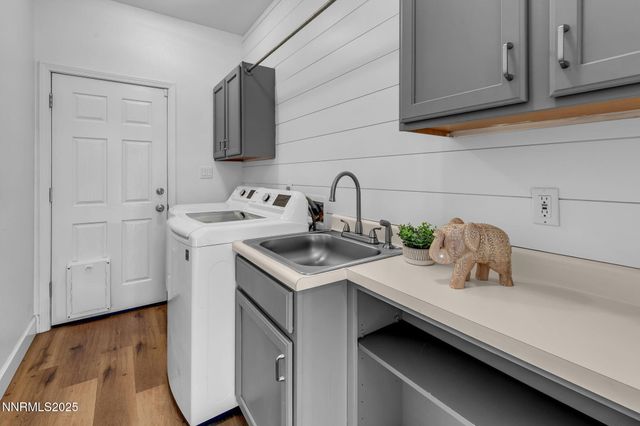 3149 Gladiola Court, Sparks, NV 89436