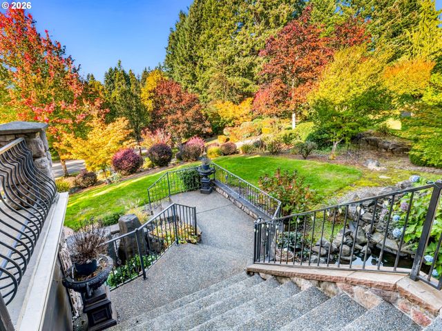 14046 Se CLAREMONT St, Happy Valley, OR 97086