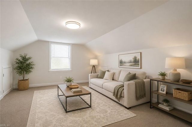 1432 Pine Grove LN, Chesapeake, VA 23321