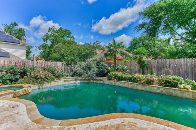 19102 Masterwood Court, Humble, TX 77346