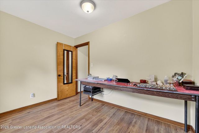 1893 Burton Avenue, Holt, MI 48842
