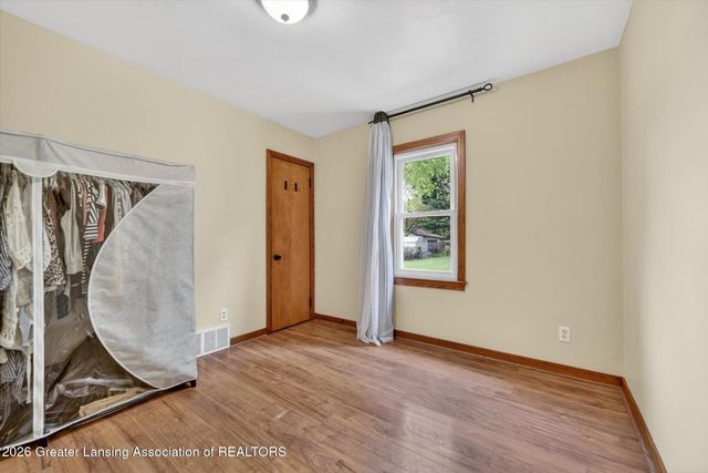 1893 Burton Avenue, Holt, MI 48842