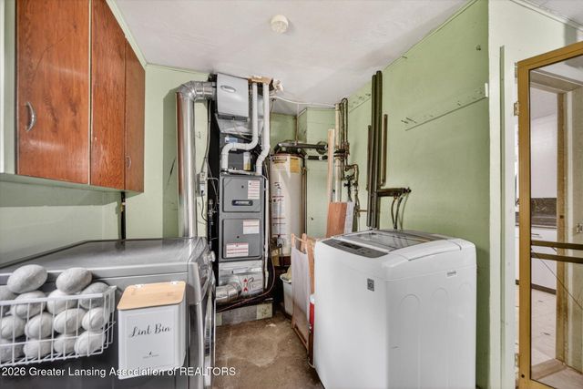 1893 Burton Avenue, Holt, MI 48842