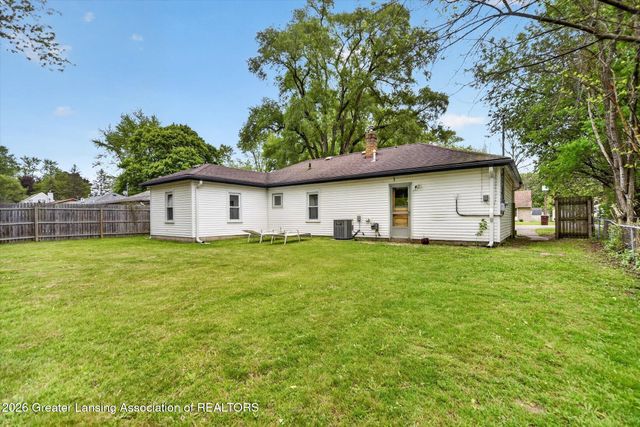 1893 Burton Avenue, Holt, MI 48842
