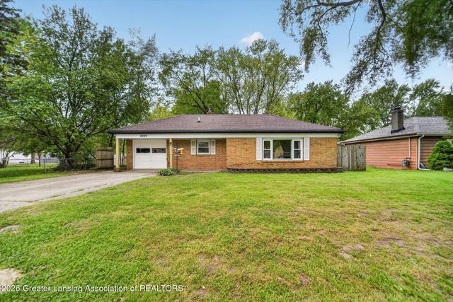 1893 Burton Avenue, Holt, MI 48842