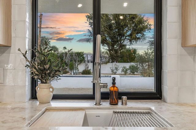 72400 Rancho Road, Rancho Mirage, CA 92270