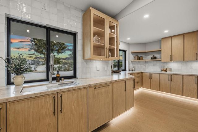 72400 Rancho Road, Rancho Mirage, CA 92270