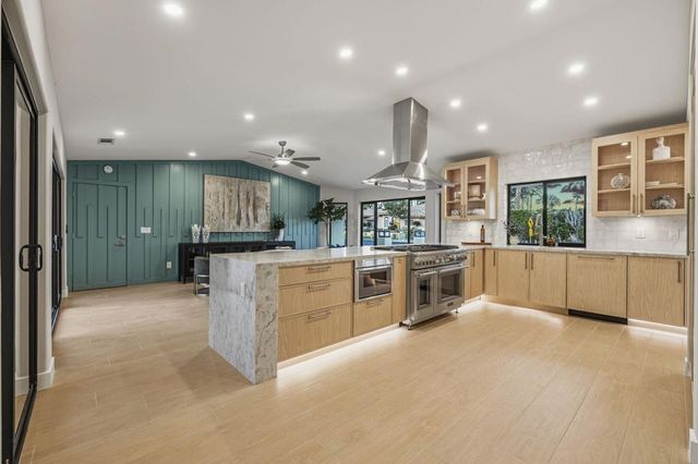 72400 Rancho Road, Rancho Mirage, CA 92270