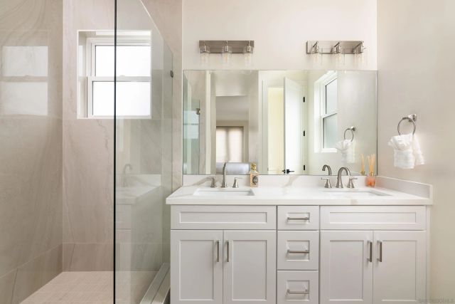 4614 Cape May Ave, San Diego, CA 92107