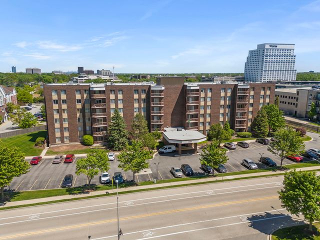 2201 S Grace Street 603, Lombard, IL 60148