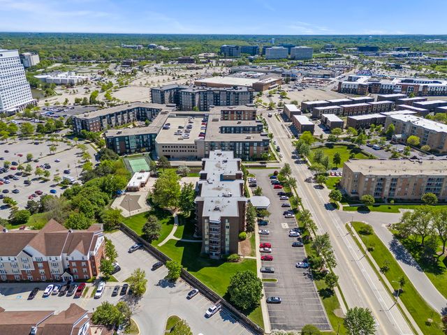 2201 S Grace Street 603, Lombard, IL 60148