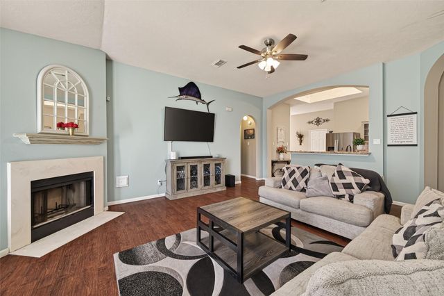 12606 Millvan Drive, Houston, TX 77070