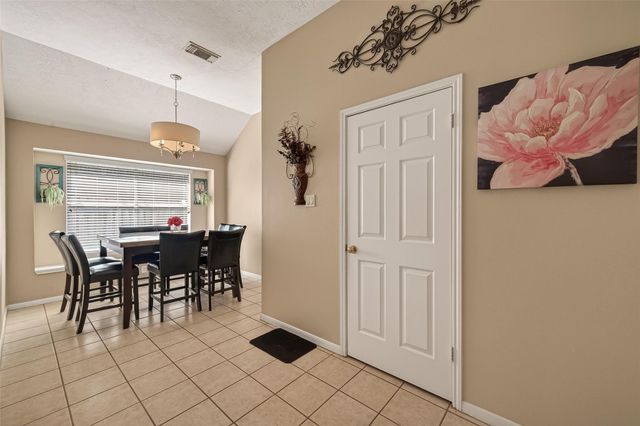 12606 Millvan Drive, Houston, TX 77070