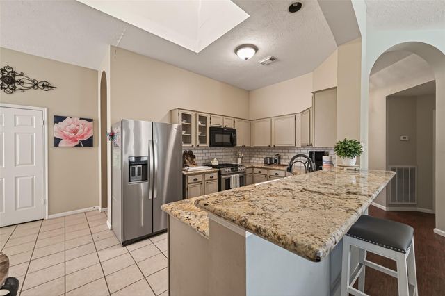 12606 Millvan Drive, Houston, TX 77070