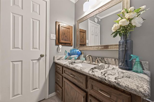 12606 Millvan Drive, Houston, TX 77070