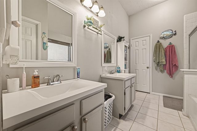 12606 Millvan Drive, Houston, TX 77070