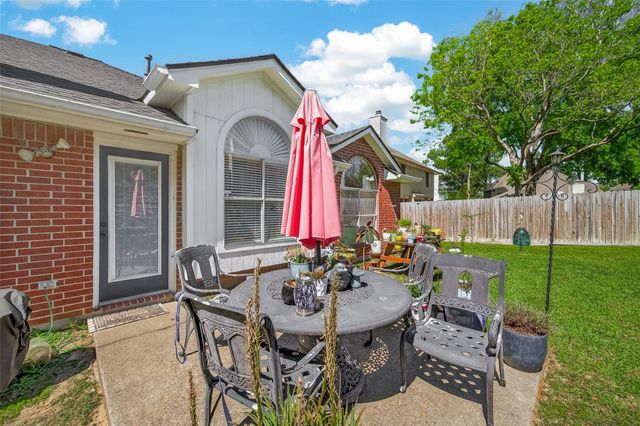 12606 Millvan Drive, Houston, TX 77070