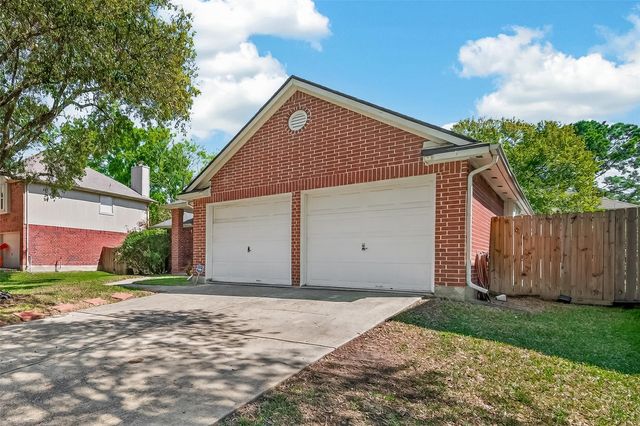 12606 Millvan Drive, Houston, TX 77070