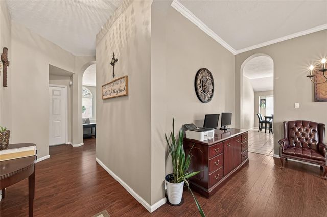 12606 Millvan Drive, Houston, TX 77070