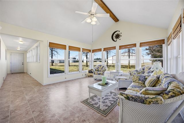 4610 200th St, Deep River, IA 52222