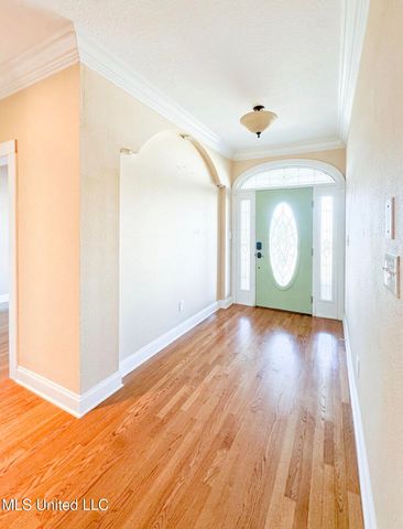 124 Basswood Drive, Pass Christian, MS 39571