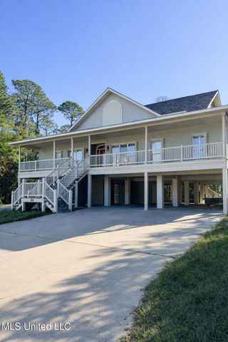 124 Basswood Drive, Pass Christian, MS 39571