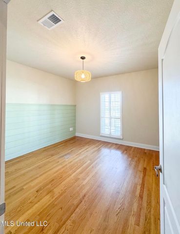 124 Basswood Drive, Pass Christian, MS 39571