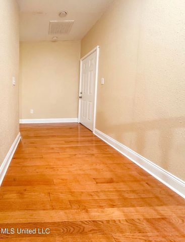 124 Basswood Drive, Pass Christian, MS 39571