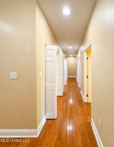 124 Basswood Drive, Pass Christian, MS 39571