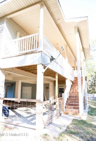 124 Basswood Drive, Pass Christian, MS 39571