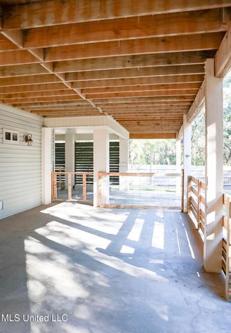 124 Basswood Drive, Pass Christian, MS 39571