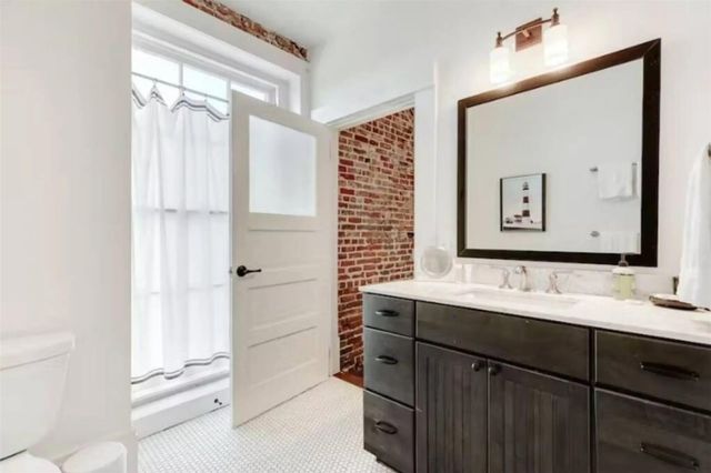 2010 Strand St 303, Galveston, TX 77550