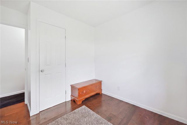 723 Dresden Drive, Hubbard, OH 44425