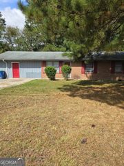 2850 MIDDLEBURG Drive, Atlanta, GA 30349