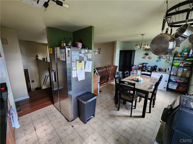 8085 Thurston Drive, Cicero, NY 13039