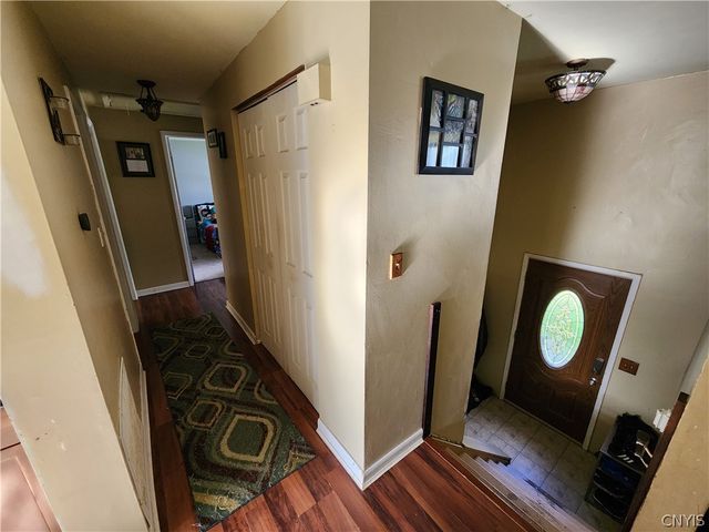 8085 Thurston Drive, Cicero, NY 13039