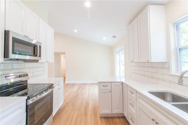 206 W 4th Street, Holden, MO 64040