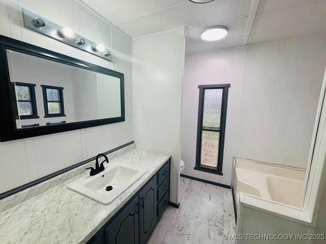 4738 Main Street, Madill, OK 73446