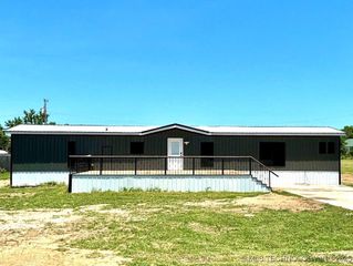 4738 Main Street, Madill, OK 73446