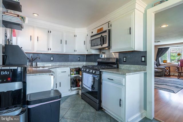 514 FAIRHILL RD, Hatfield, PA 19440