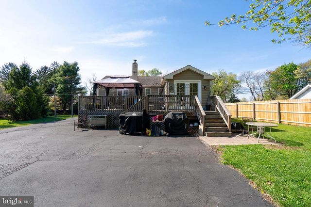 514 FAIRHILL RD, Hatfield, PA 19440