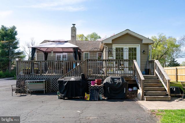 514 FAIRHILL RD, Hatfield, PA 19440