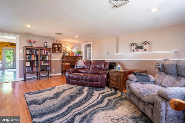 514 FAIRHILL RD, Hatfield, PA 19440