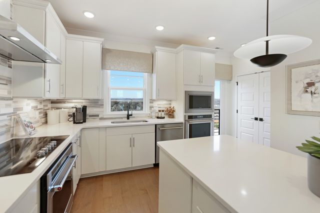 519 Cityscape Dr, Nashville, TN 37218